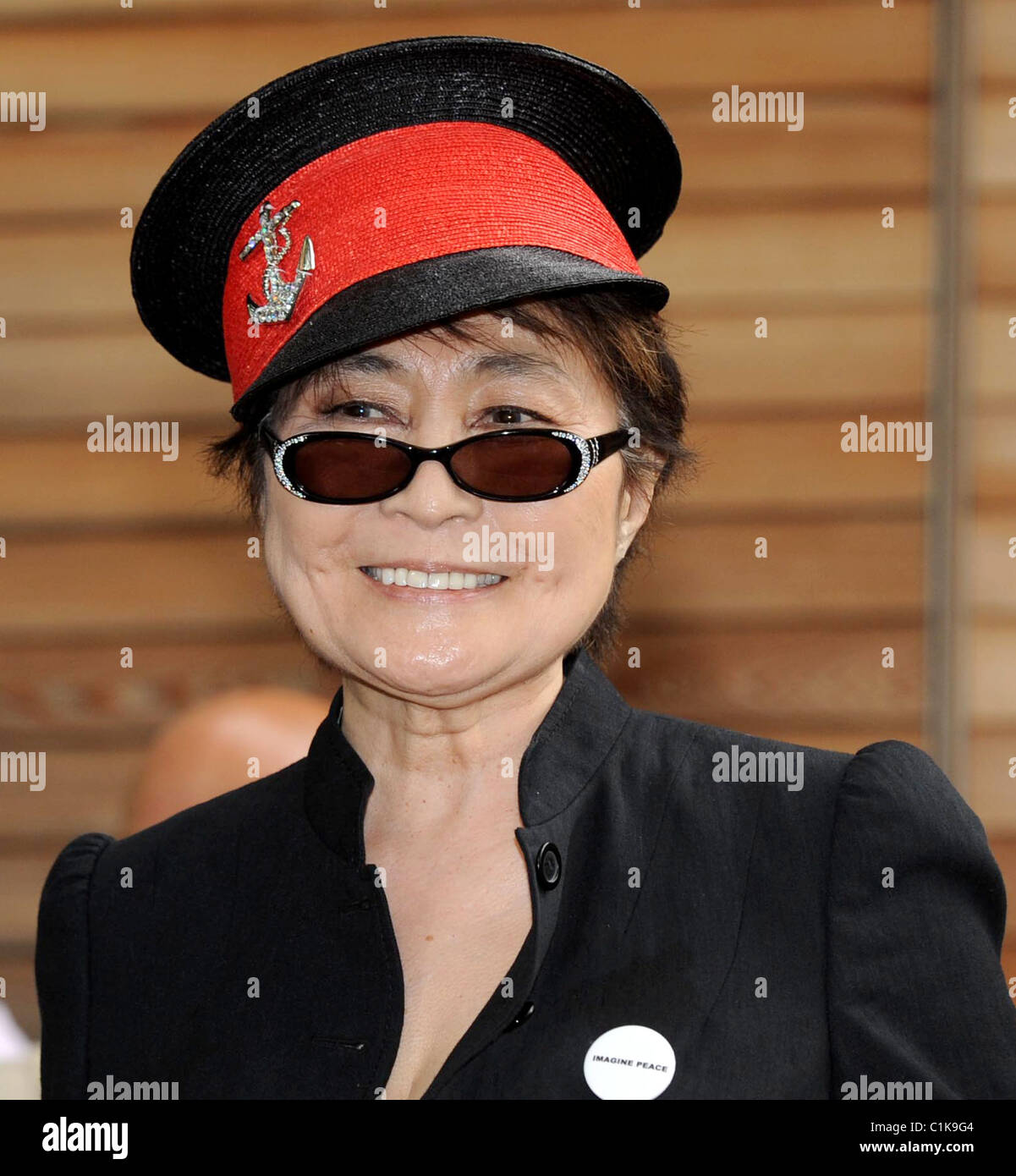 Yoko Ono Lancio di 'Mmangiare gratuitamente dal lunedi' al Inn Park, St James Park di Londra, Inghilterra - 15.06.09 Foto Stock