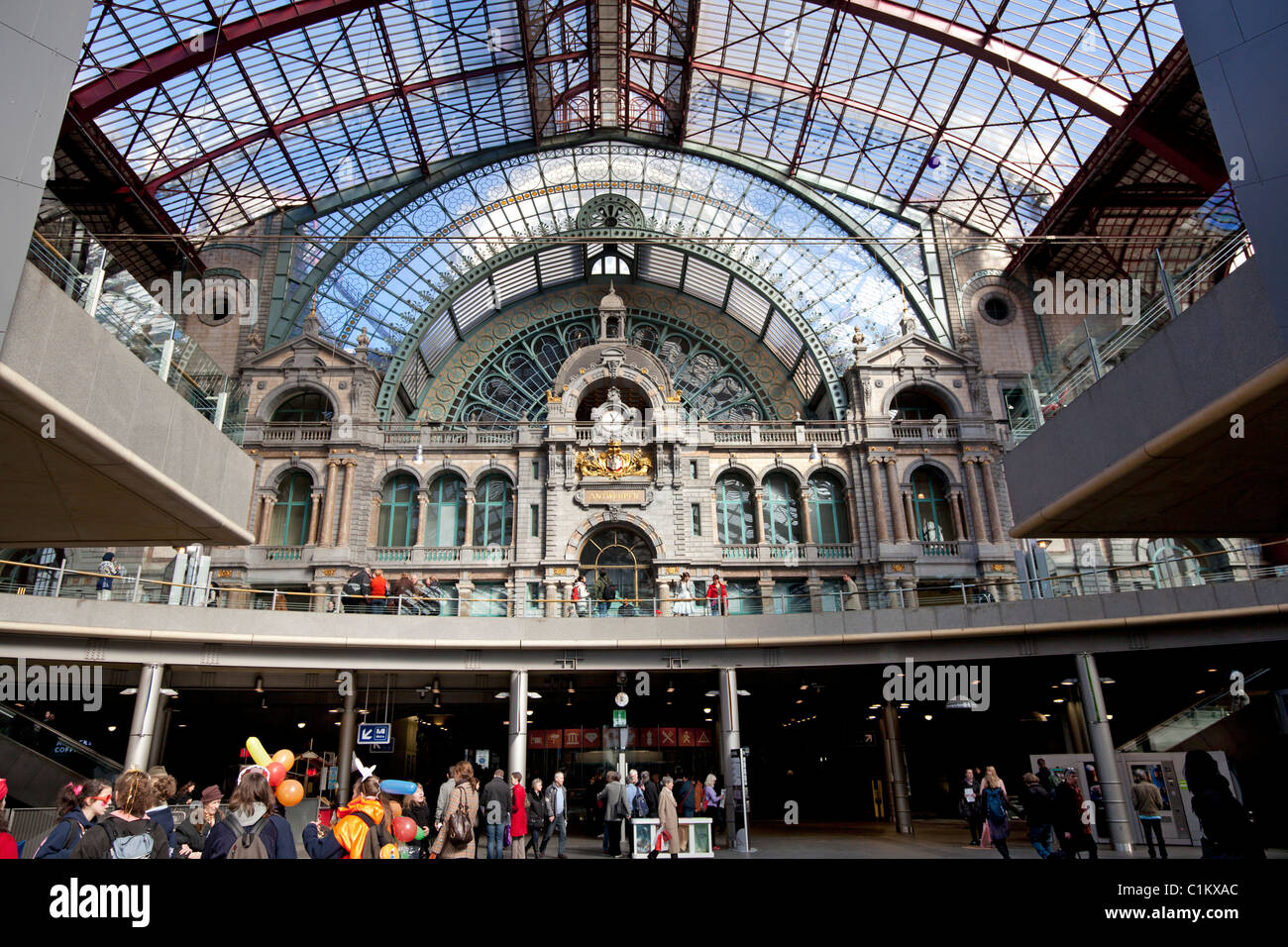 La stazione ferroviaria centrale di Anversa, Belgio Foto Stock