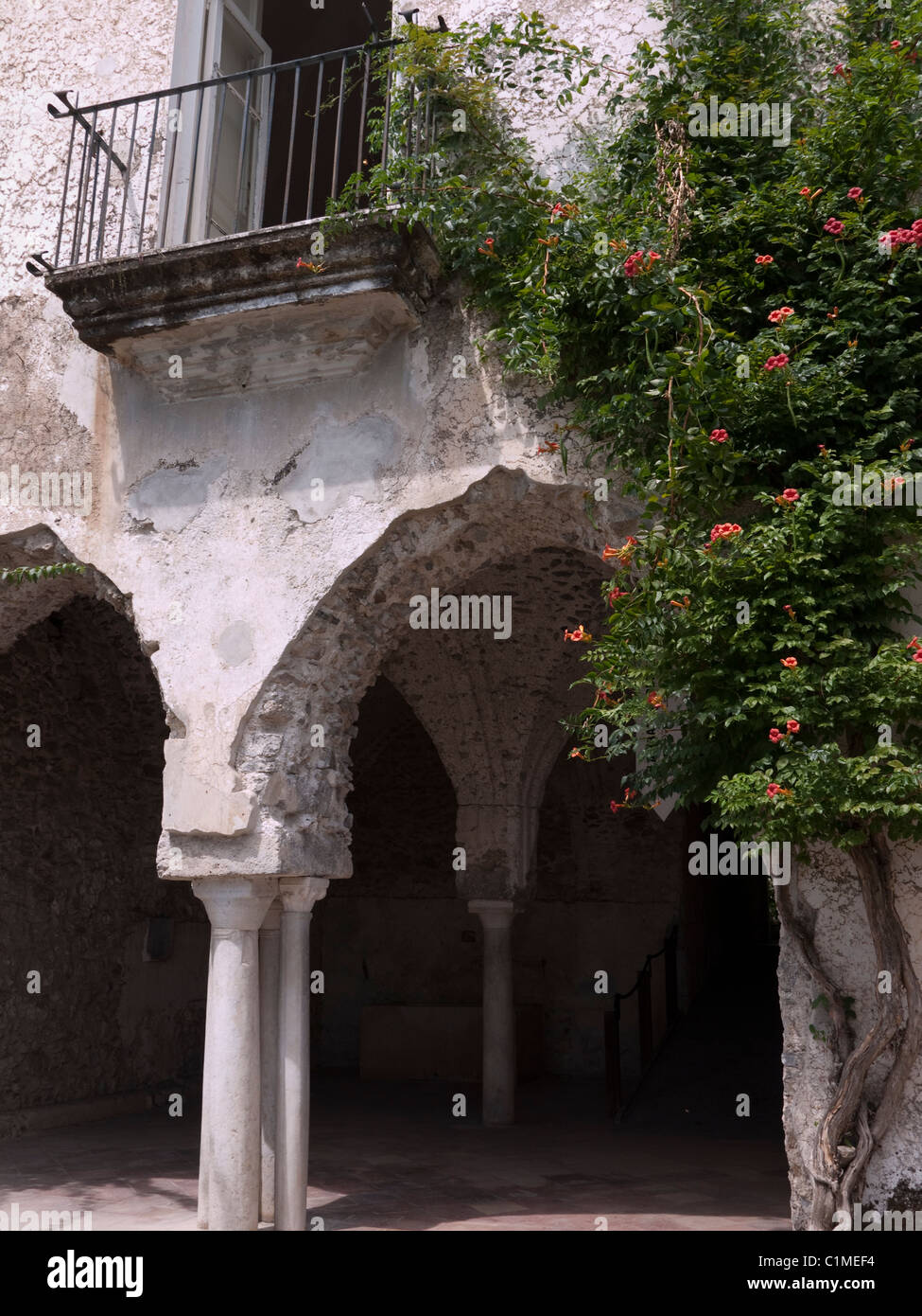 Villa a Ravello dove Wagner ha scritto alcune dell'anello ciclo. I suoi splendidi giardini e terrazze sono impostati in alta montagna Foto Stock