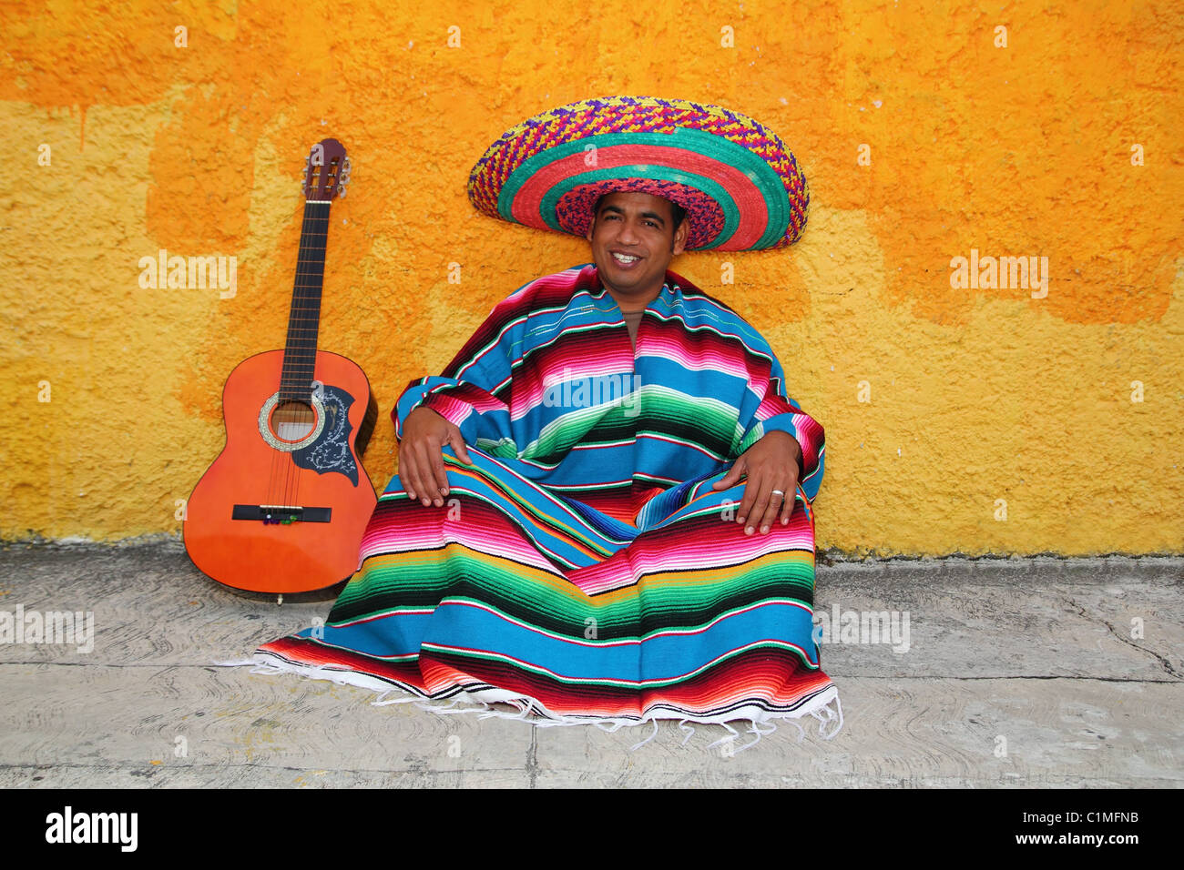 Costume Carnevale Messicano Tipo Barbuto Messicano Pronto A