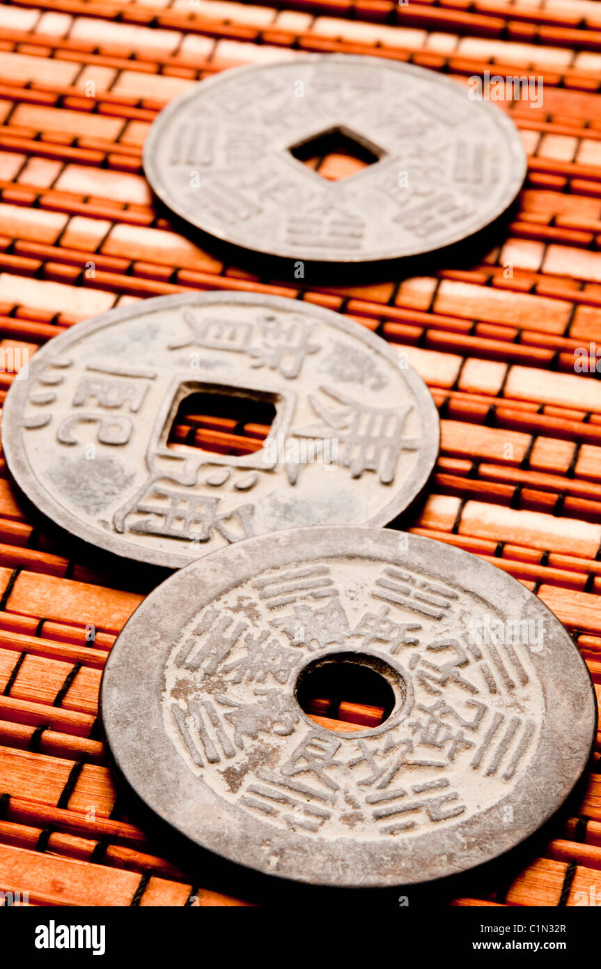Antichi cinesi monete in contanti Foto Stock