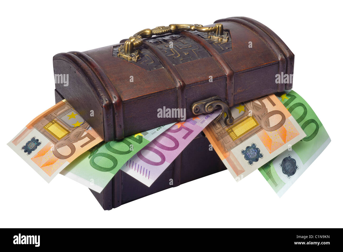 Scrigno con valuta euro isolato su bianco Foto Stock