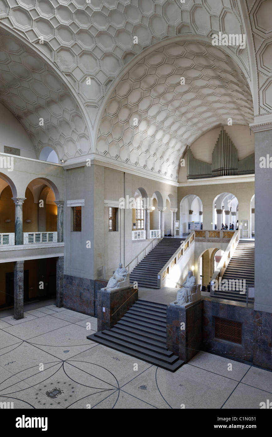 München, Ludwig-Maximilians-Universität, Hauptgebäude in der Ludwigstrasse Foto Stock