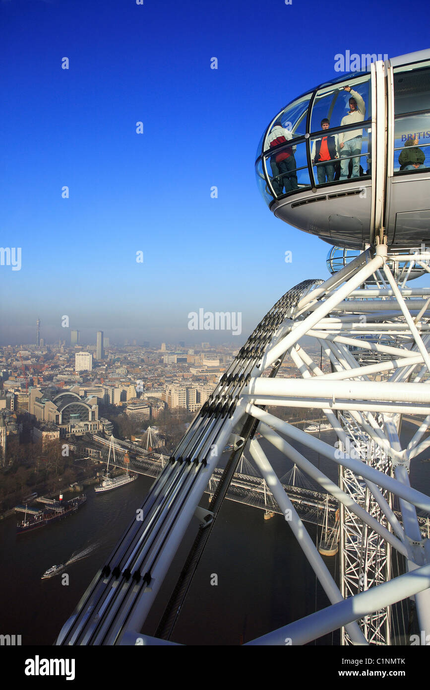 Regno Unito, Londra, vista su Londra e il Tamigi da Londra Big Eye Foto Stock