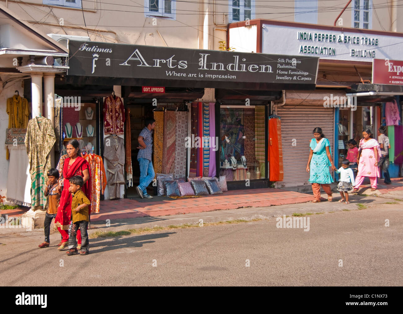 Negozio di souvenir in giudeo sezione città di Cochin (Kochi), Kerala Foto Stock