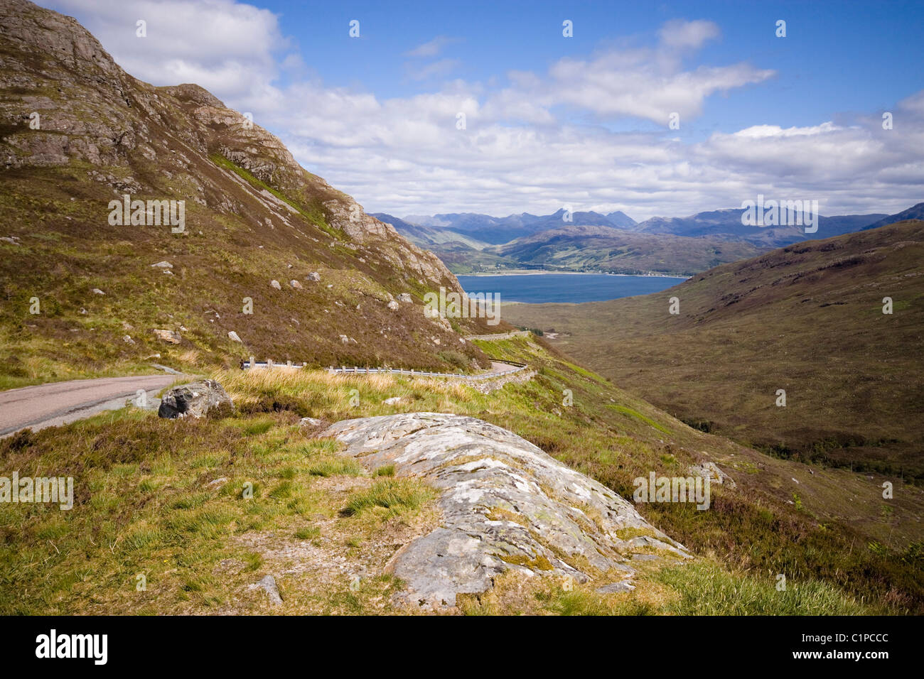 La Scozia, Isola di Skye, strada di montagna Foto Stock