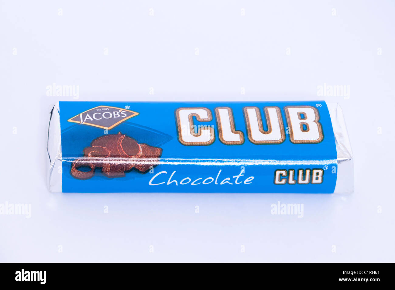 Un cioccolato aromatizzato Club Jacobs biscotto di cioccolato su uno sfondo bianco Foto Stock