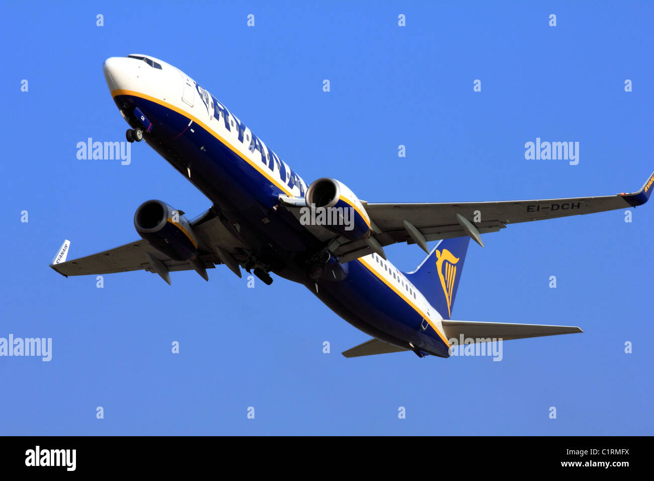 Ryanair Boeing 737-800 Jet aereo EI-DCH Aviation Leeds Bradford Airport Foto Stock