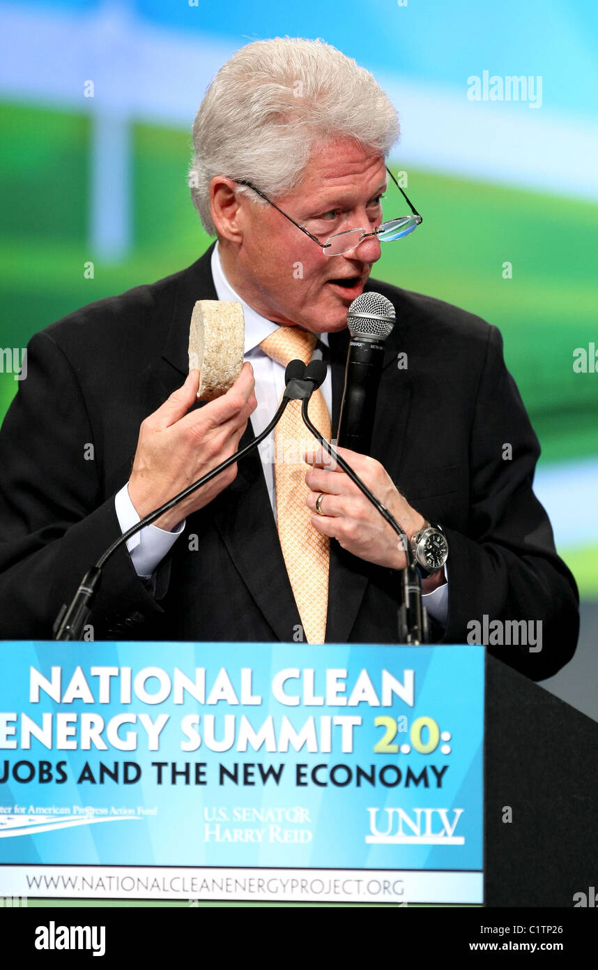 Ex U.S. Il presidente Bill Clinton National Clean Energy Summit 2.0 al Cox Pavilion al UNLV. Politica ed economica Foto Stock