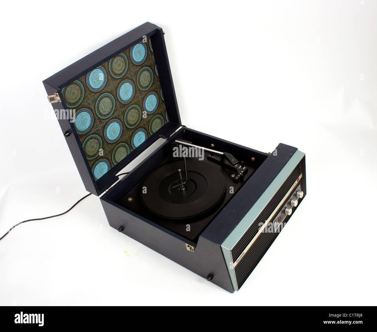 Un Dansette record giocatore e una selezione di LP in vinile singoli e album, un grande intrattenimento retrò elemento musicale. Foto Stock