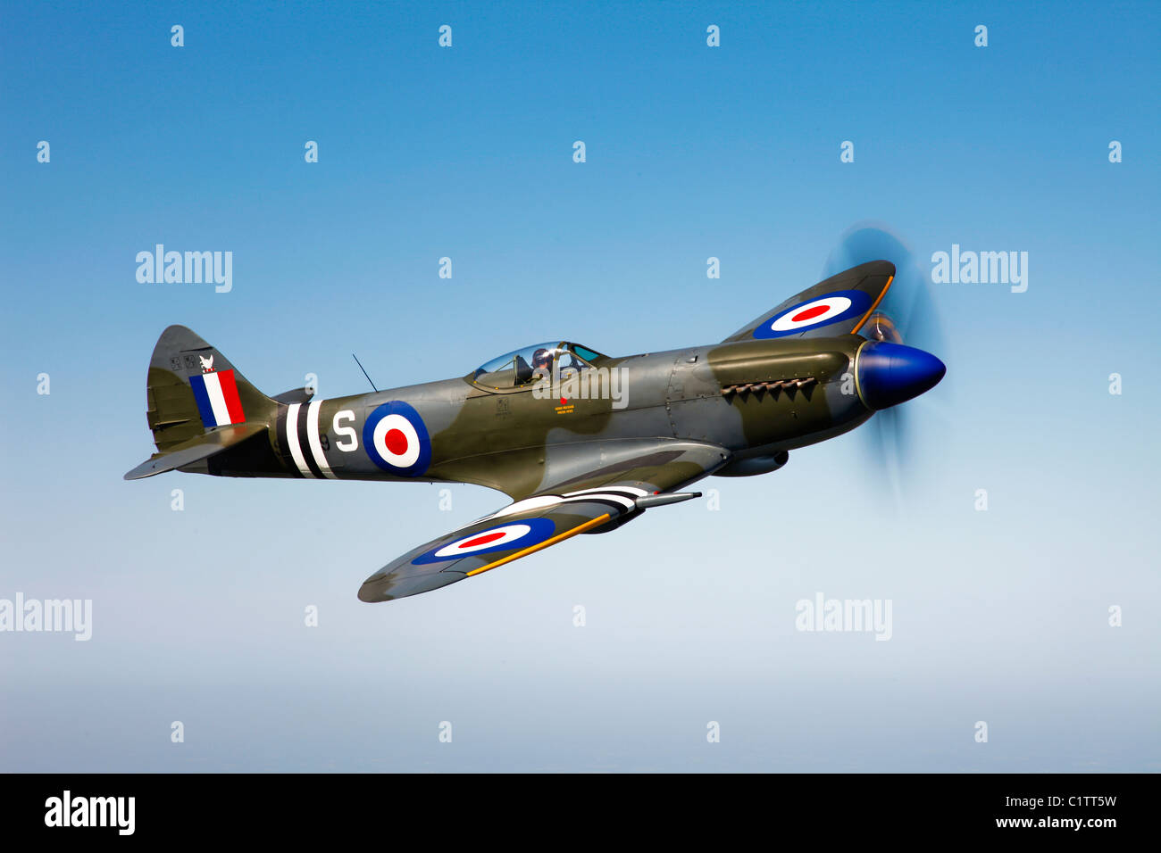 Un Supermarine Spitfire Mk-18 in volo vicino a West Chester County, Pennsylvania. Foto Stock