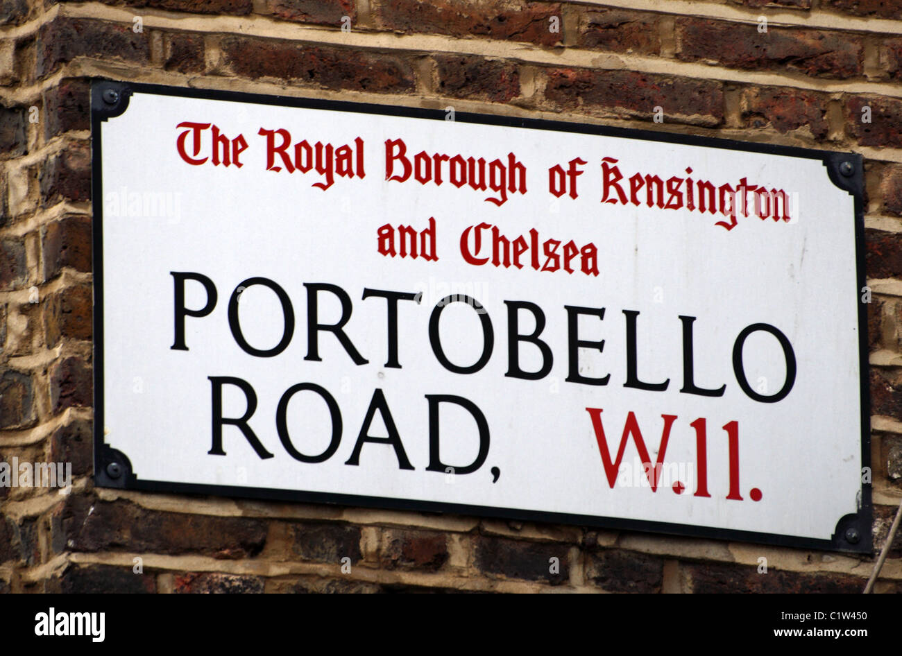 Il cartello stradale di Portobello Road a Londra, Inghilterra. Foto Stock