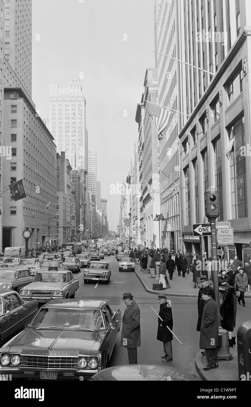 Stati Uniti d'America, New York City, Manhattan Fifth Avenue guardando a Nord Foto Stock