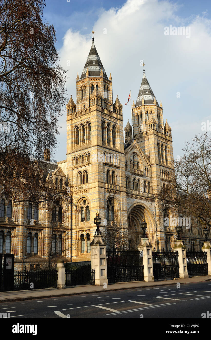 Museo di Storia Naturale ingresso Cromwell Road Londra Foto Stock