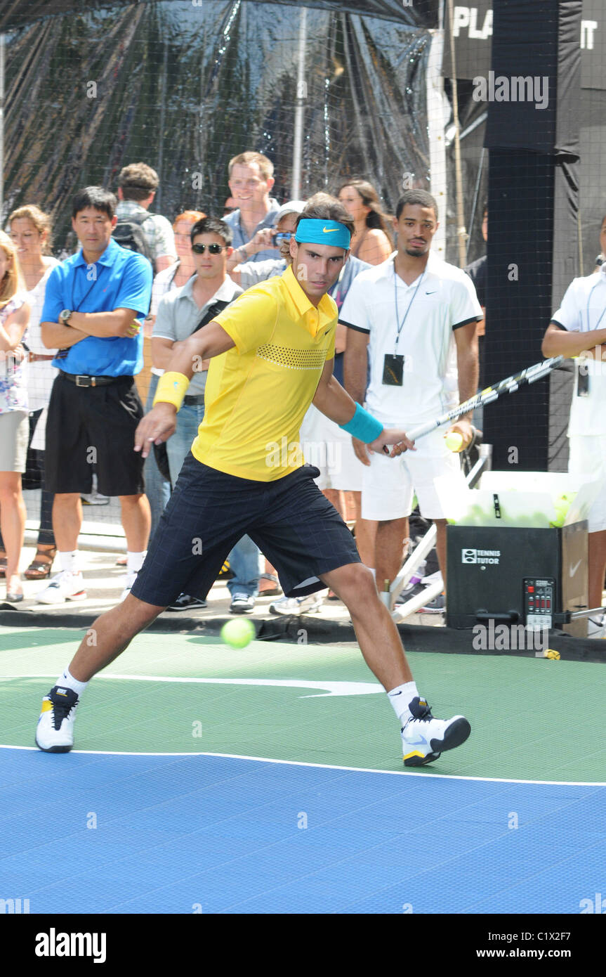 Rafael Nadal Nike Gioco, set, NYC evento tennis davanti alla US Open di New York City, Stati Uniti d'America - 26.08.09 Foto Stock