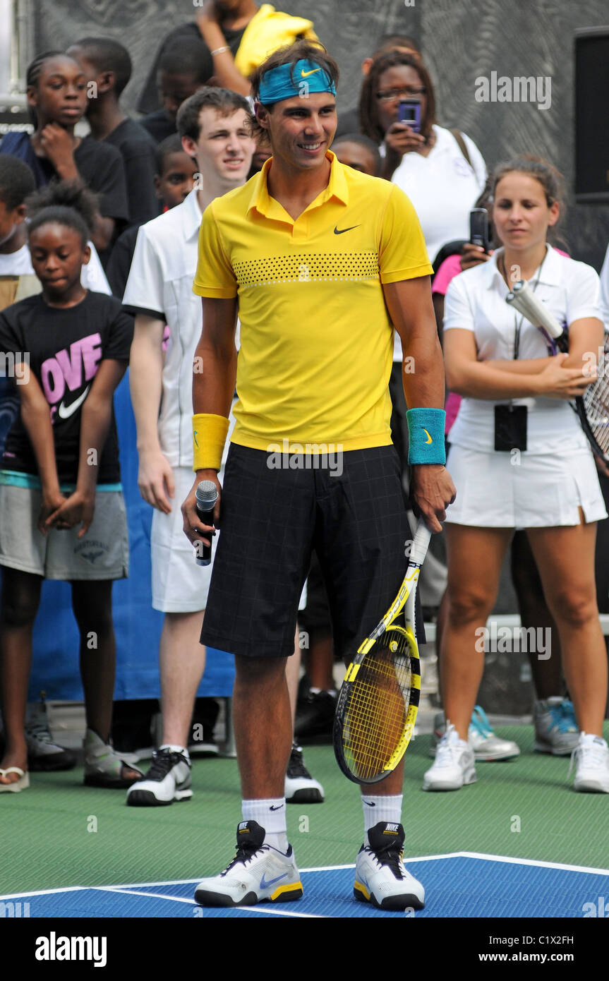 Rafael Nadal Nike Gioco, set, NYC evento tennis davanti alla US Open di New York City, Stati Uniti d'America - 26.08.09 Foto Stock