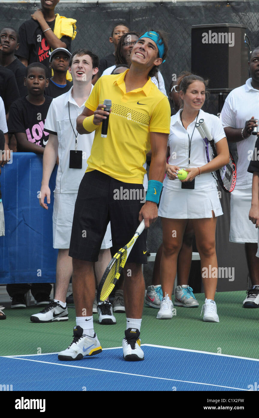 Rafael Nadal Nike Gioco, set, NYC evento tennis davanti alla US Open di New York City, Stati Uniti d'America - 26.08.09 Foto Stock