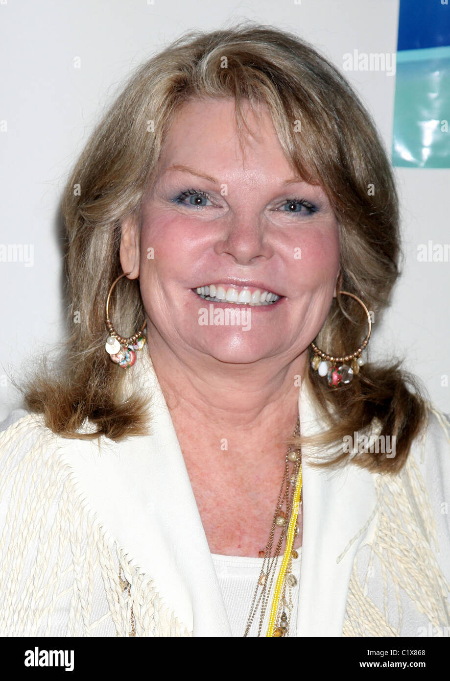 Cathy Lee Crosby arrivando a "La risposta è SI' PBS speciale televisivo Taping presso il Club Nokia in LA LIVE, Los Angeles, CA - Foto Stock