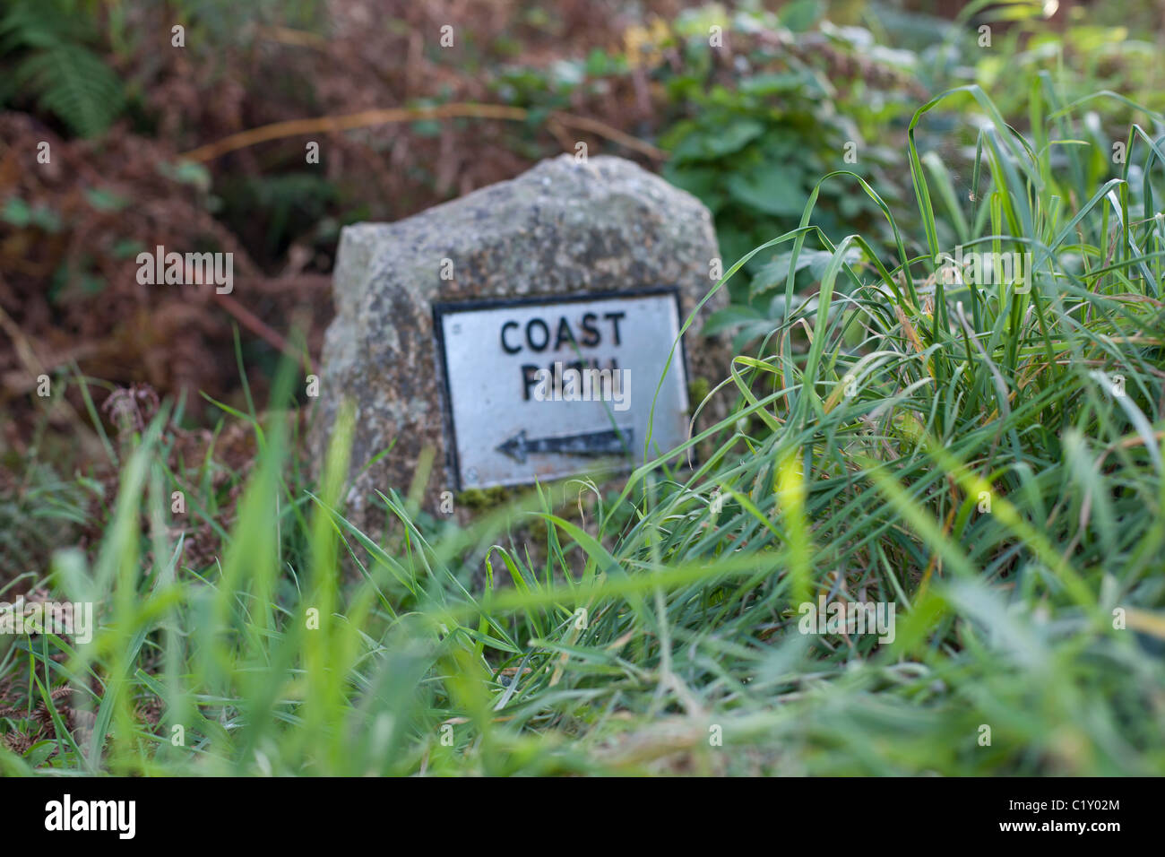 Sentiero costiero cartello indicatore sulla West Cornwall sentiero Foto Stock