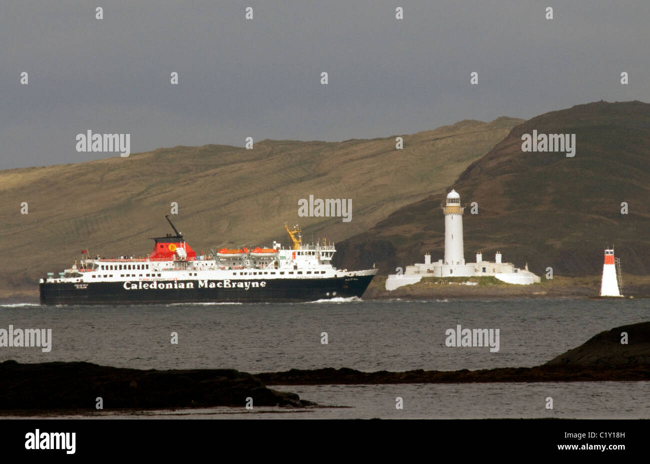 Caledonian macbrayne traghetto passando lismore faro, craignure a Oban Foto Stock