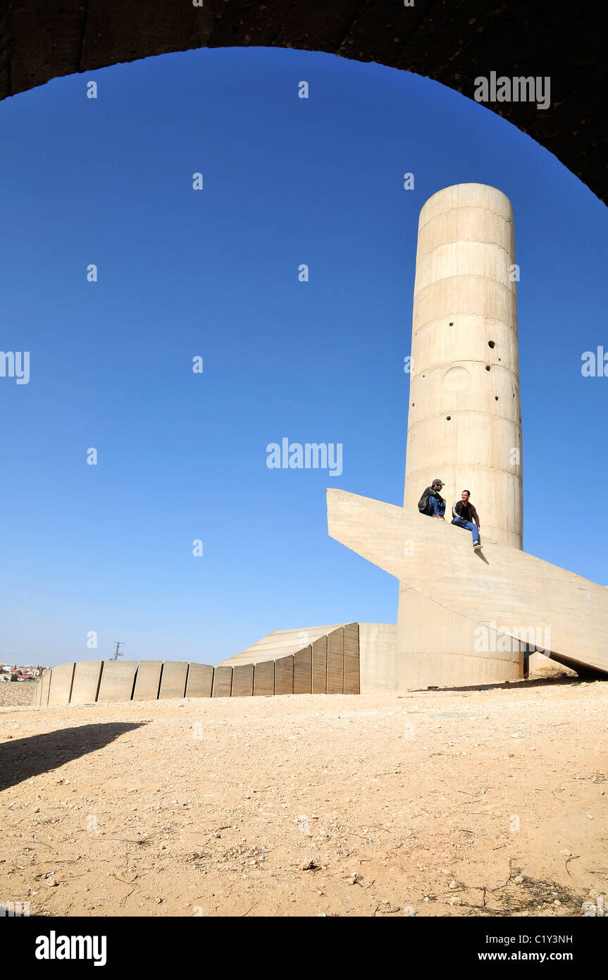 Israele, Beer Sheva, la Brigata Negev monumento disegnato da Dani Karavan Foto Stock
