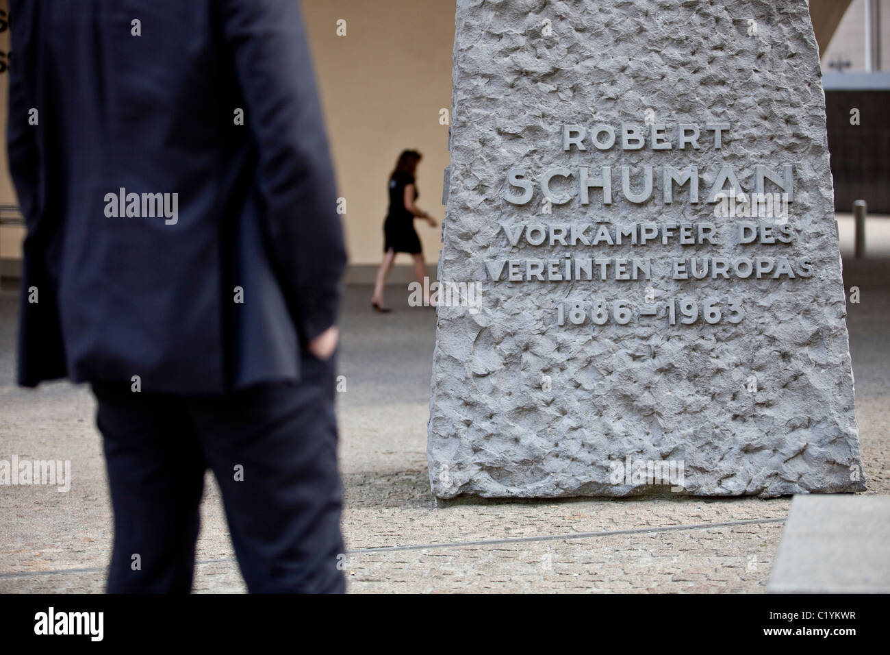 Memoriale di Robert Schuman accanto alla sede centrale della Commissione europea Foto Stock