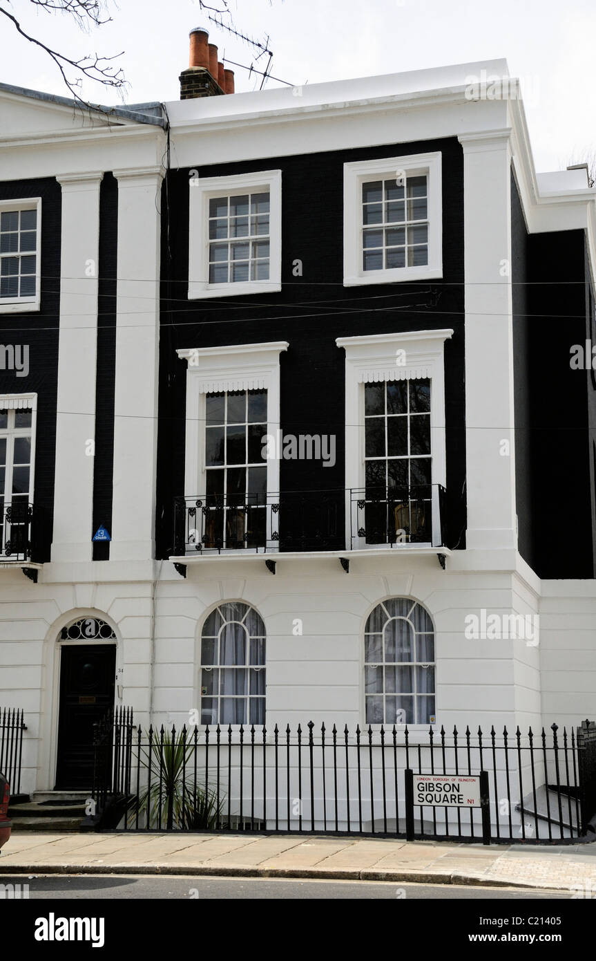 Fine della terrazza in bianco e nero eccezionali dipinti House