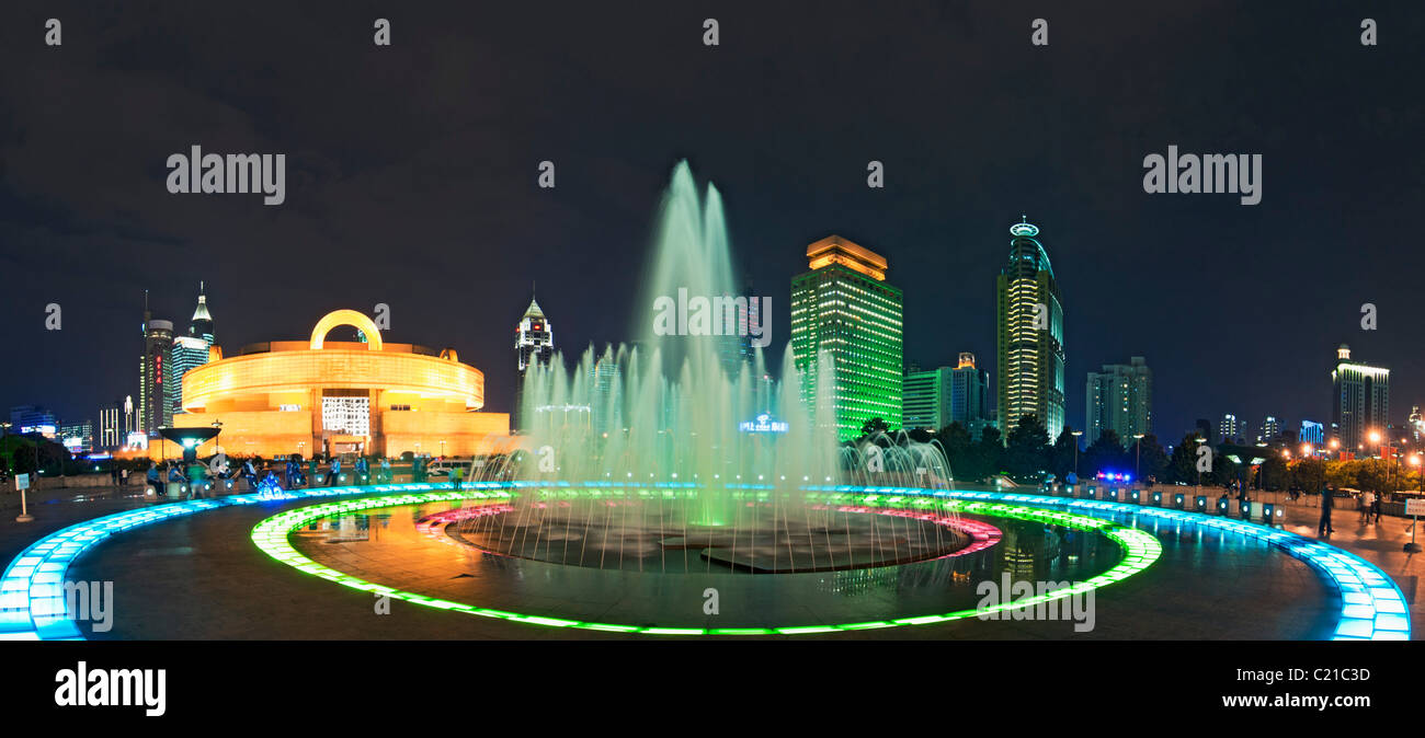 Shanghai Piazza del Popolo con la Shanghai Art Museum Foto Stock