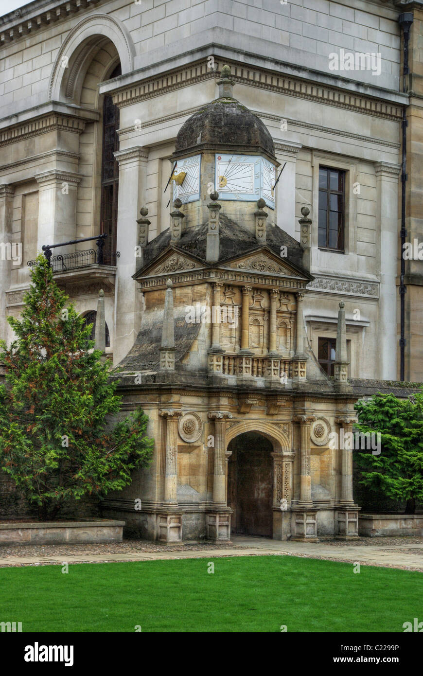 La gate di onore, Gonville e Caius College di Cambridge, Regno Unito Foto Stock