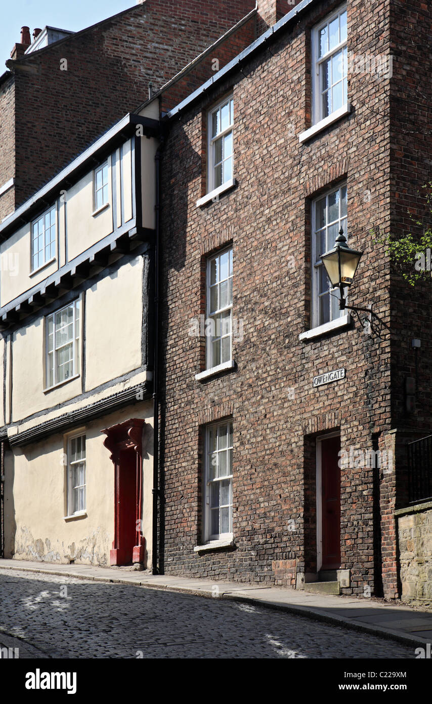 Case 4 e 5 su Owengate, Durham City, NE L'Inghilterra, Regno Unito Foto Stock