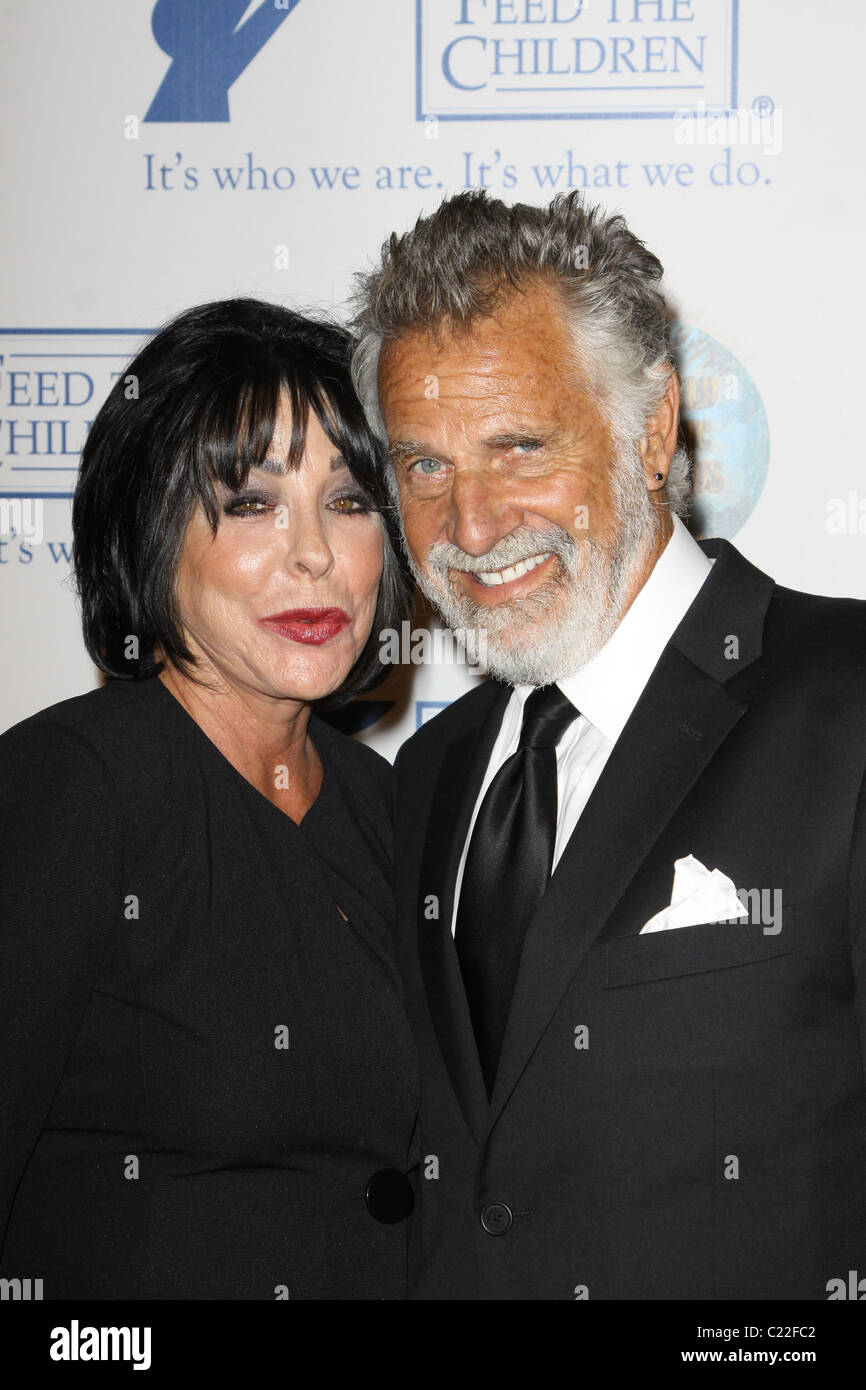 Jonathan Goldsmith con sua moglie Barbara Goldsmith 2009 World Magic Awards tenutosi presso la Barker appendiabiti in Santa Monica Los Foto Stock