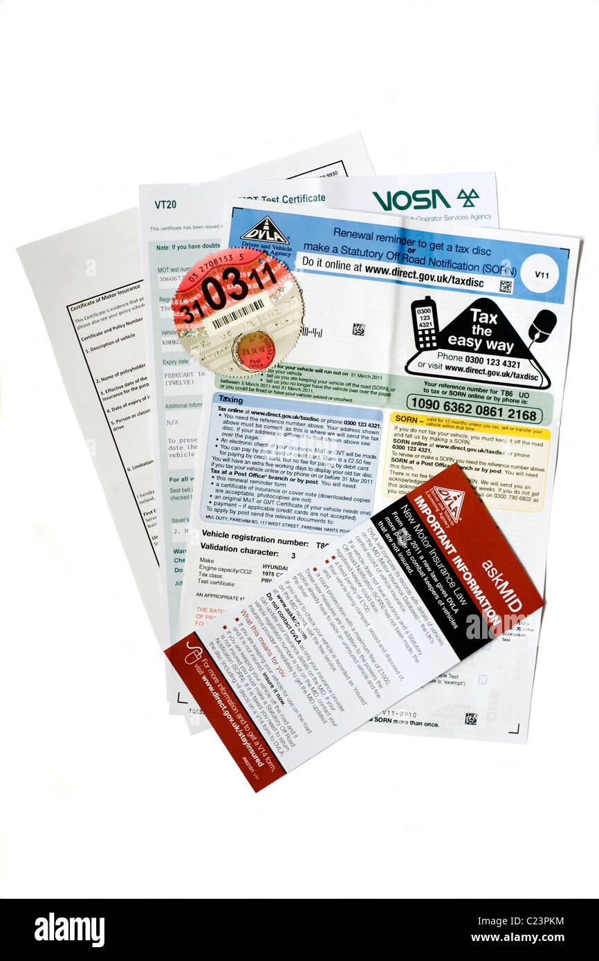 I documenti di vettura per la tassa di circolazione rinnovo Foto Stock