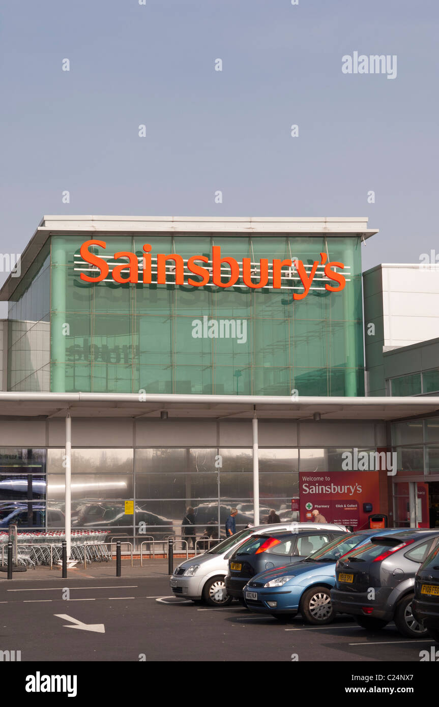 Supermercato Sainsburys a Longwater Retail Park in Norwich , Norfolk , Inghilterra , Inghilterra , Regno Unito Foto Stock Supermercato Sainsburys a Longwater Retail Park in Norwich , Norfolk , Inghilterra , Inghilterra , Regno Unito Foto Stock