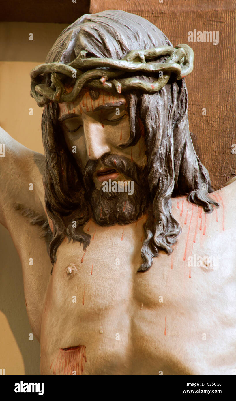 Gesù Cristo sulla croce - intaglio dalla chiesa di Vienna Foto Stock