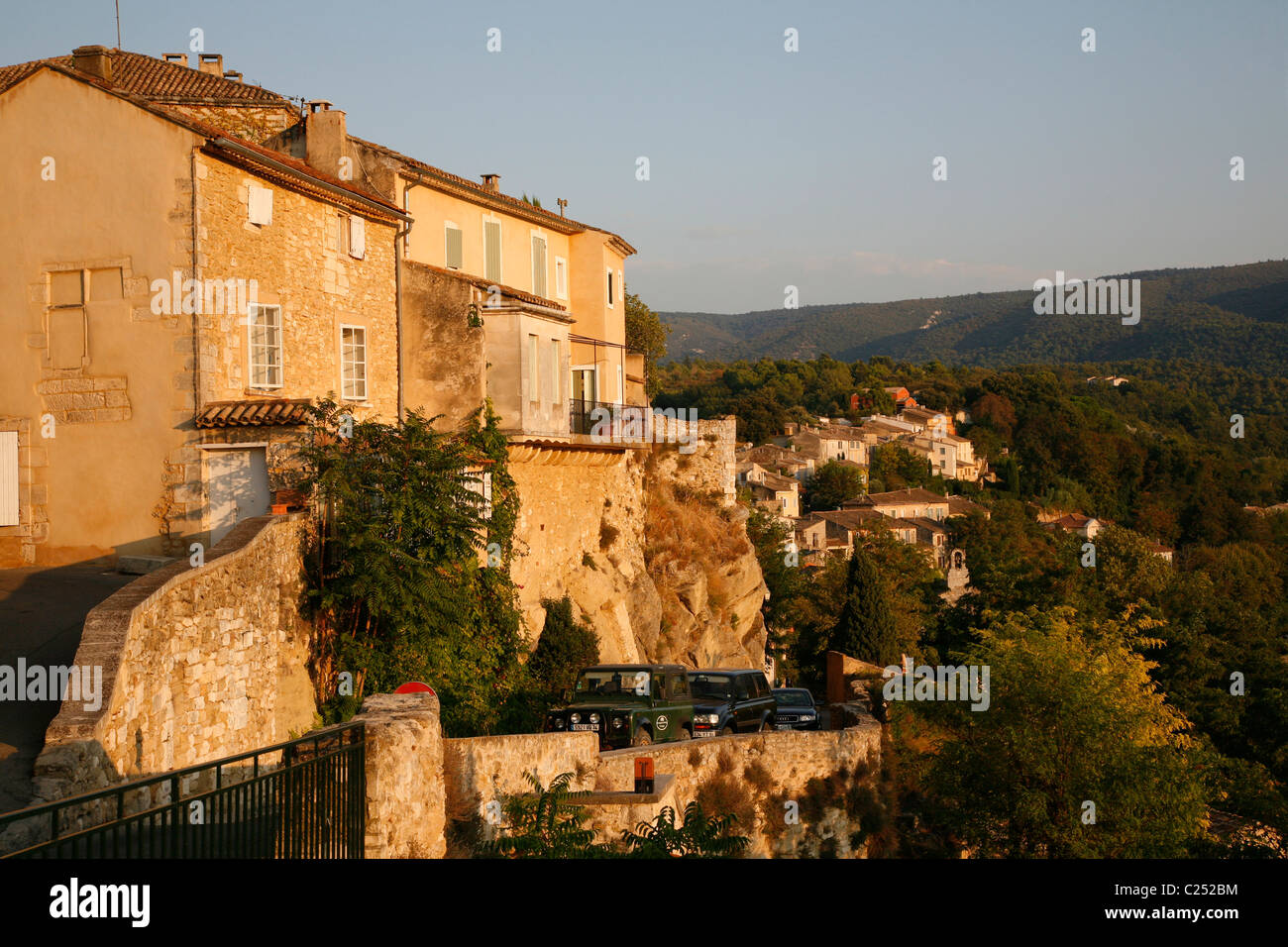 Menerbes Village, Vaucluse Provence, Francia. Foto Stock