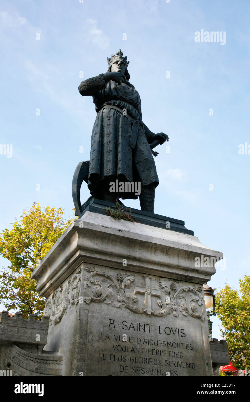 Statua di San Louis, Aigues Mortes, Provenza, Francia. Foto Stock