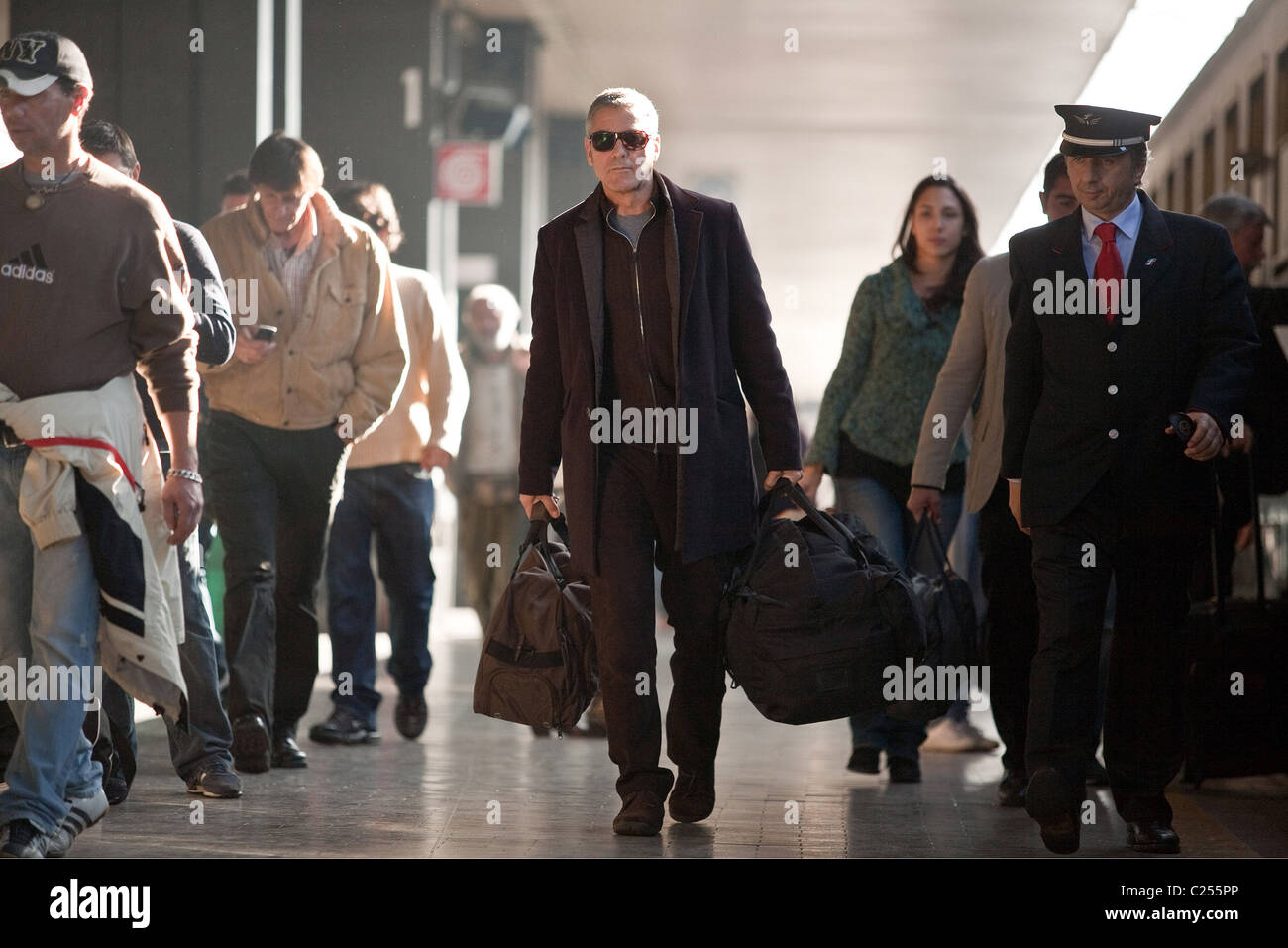 L'americano (2010) di George Clooney Anton Corbijn (DIR) 006 COLLEZIONE MOVIESTORE LTD Foto Stock