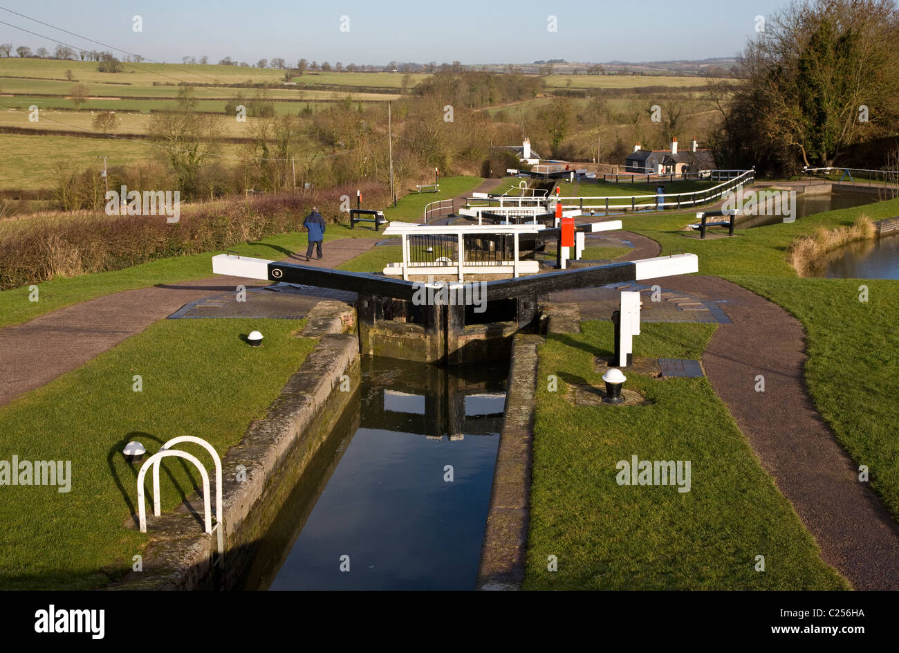 Vista lungo Foxton blocca lungo il Grand Union Canal a Foxton Foto Stock