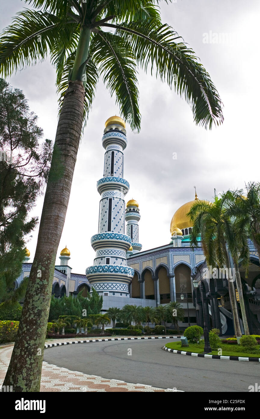 Jame'ASR Hassanal Bolkiah moschea, a Kampong Kiarong, Bandar Seri Begawa, Negara Brunei Darussalam, (Brunei) Borneo Foto Stock