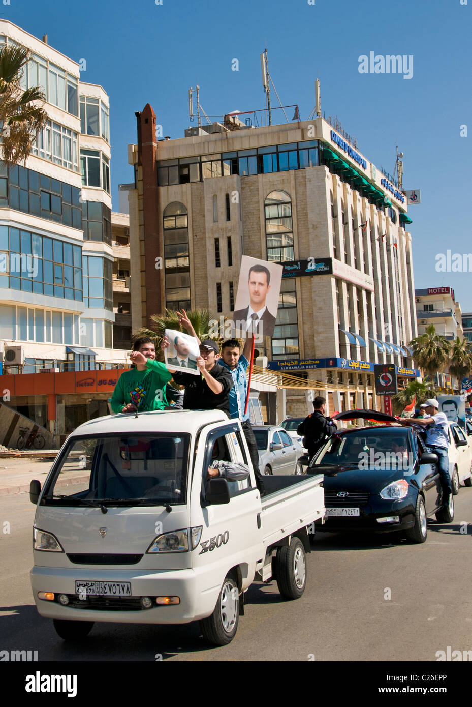 La siria manifestazione Pro 2011 Presidente Bashar Al Assad Baniyas Foto Stock