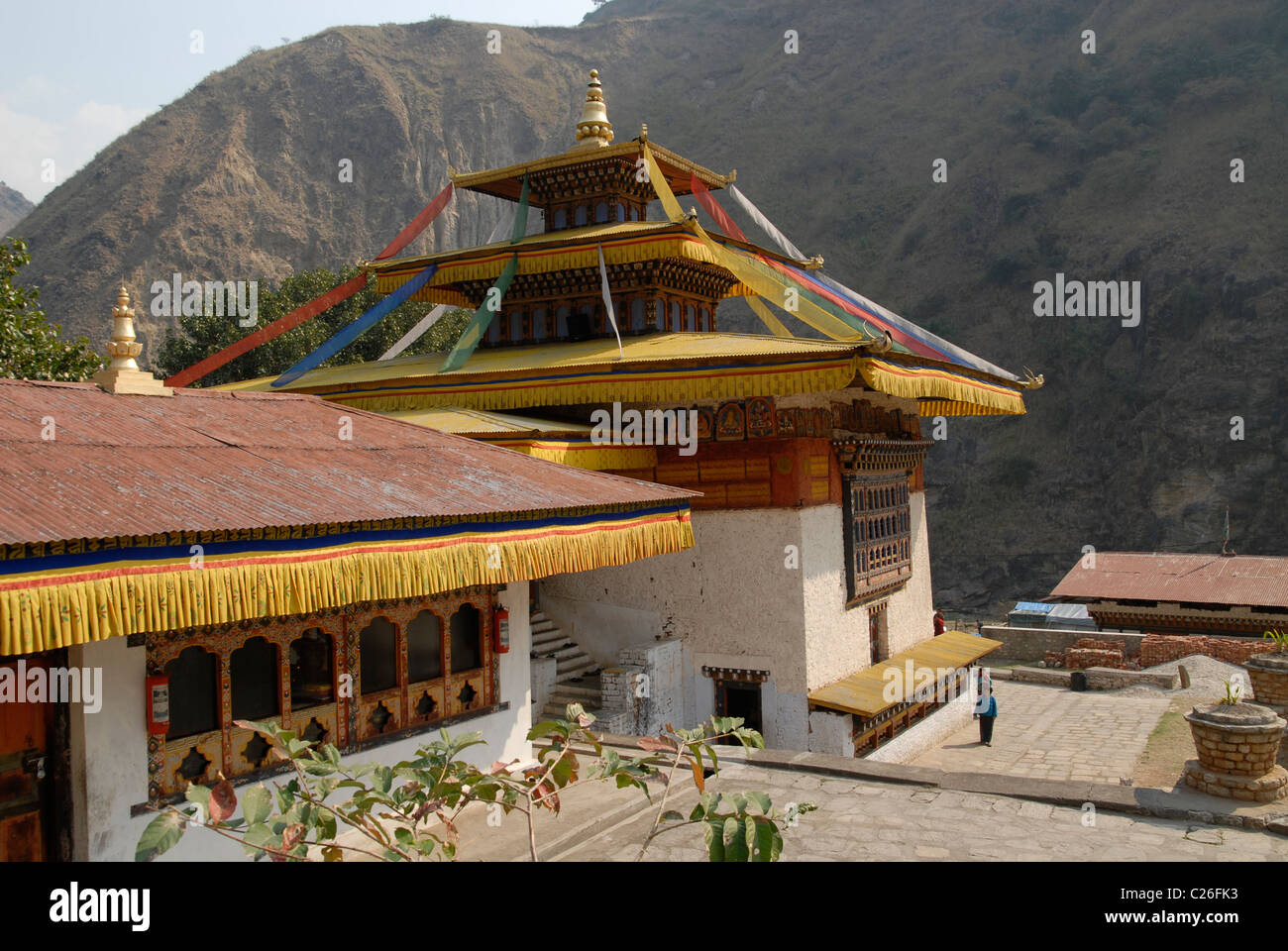 Gom Kora tempio sacro sito meditazione del Guru Rimpoche, a nord di Trashigang, Est Bhutan Foto Stock