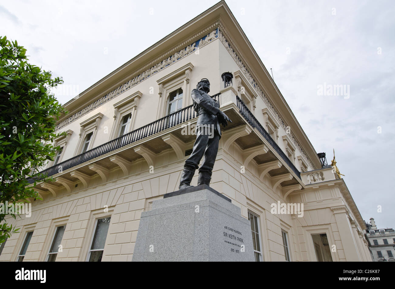 Statua di Sir Keith Park Air Chief Marshall Comandante del numero 11 Gruppo difeso London 1940 Battaglia della Gran Bretagna Foto Stock