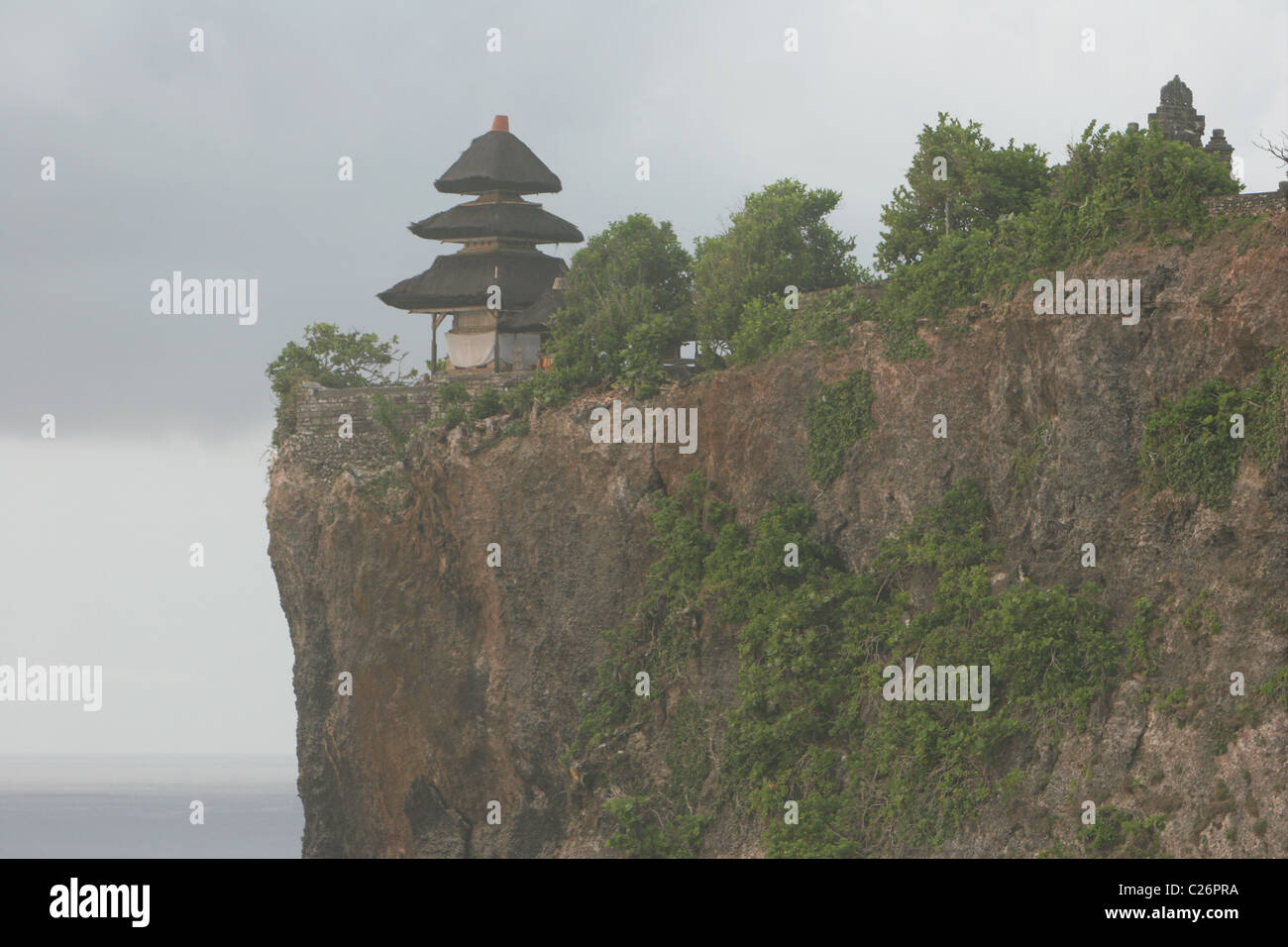 Ulu Watu tempio sulla scogliera di Bali. Foto Stock