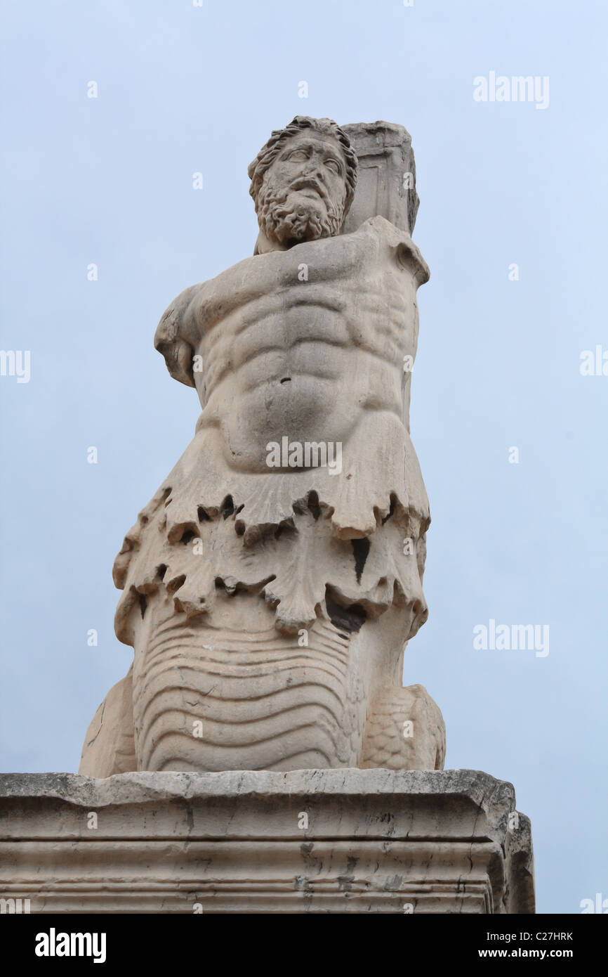 Antica statua greca nell'Antica Agorà di Atene Foto Stock
