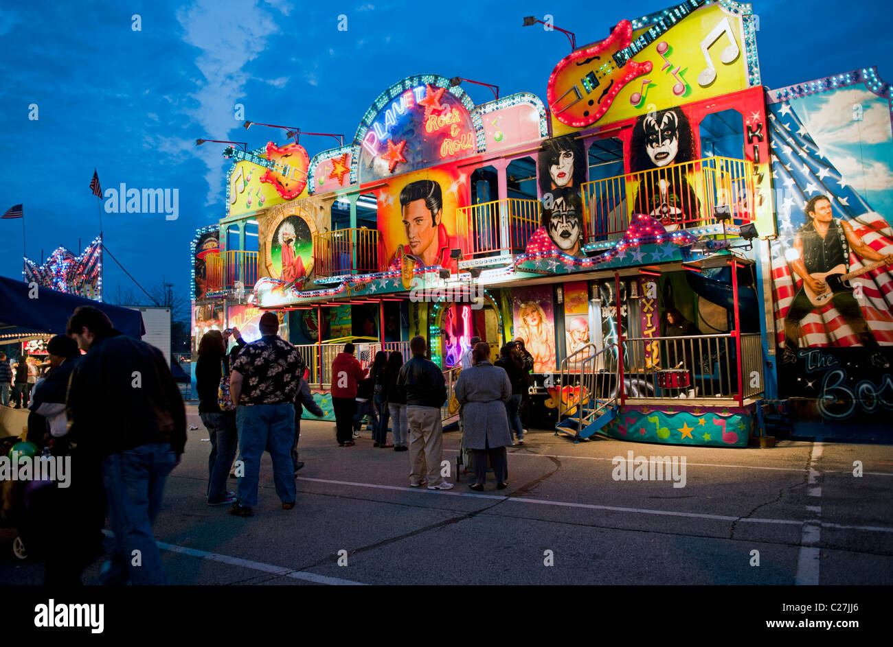 Carnival fun house immagini e fotografie stock ad alta risoluzione - Alamy