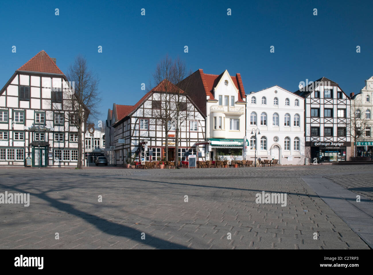 Marktplatz der Stadt Kamen mit alten Fachwerkhäusern Foto Stock