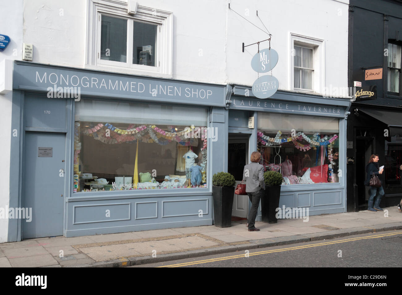 Il 'Monogrammed Negozio di biancheria' (MLS) Su Walton Street, Kensington, London, SW3, Regno Unito. Foto Stock