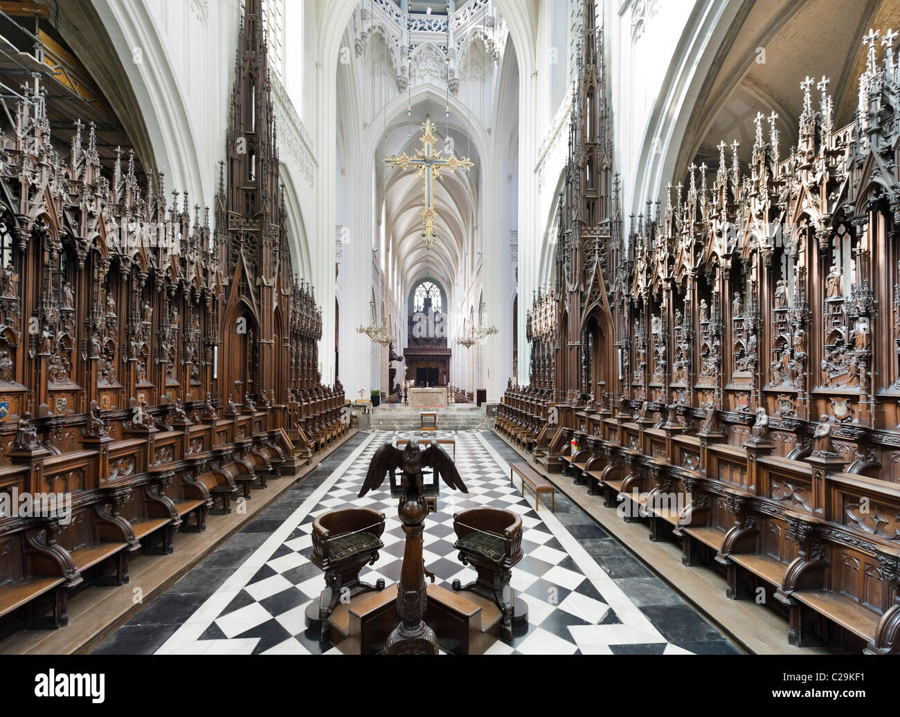 Il coro in Onze Lieve Vrouwekathedraal (Cattedrale di Nostra Signora), Anversa, Belgio Foto Stock