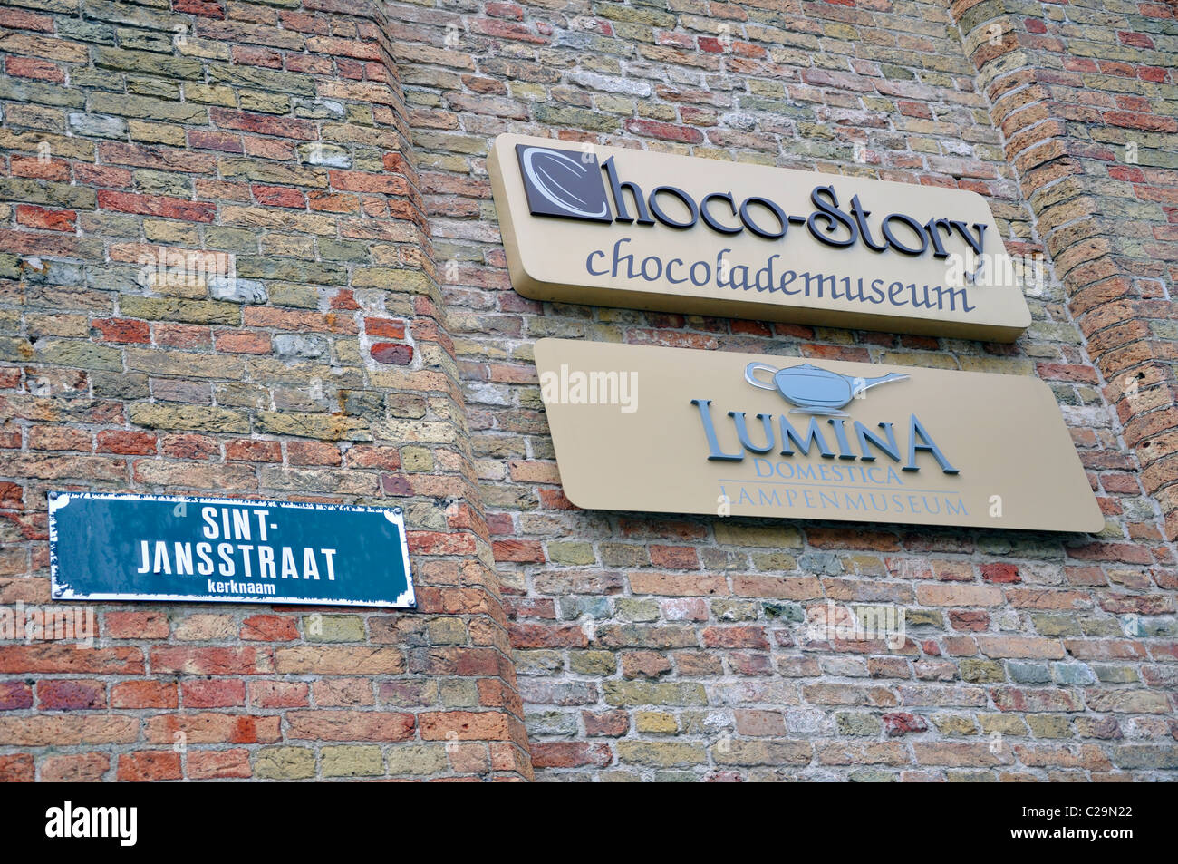 Bruges, Belgio - Huis de Croon Museum - Museo del Cioccolato e museo della lampada Foto Stock