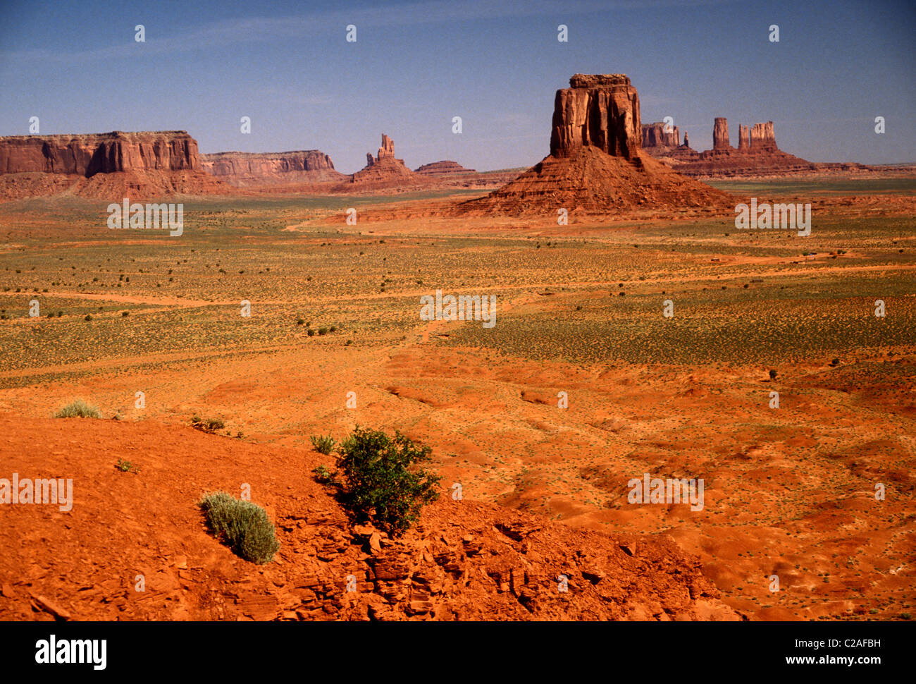 Vista dal, artista del punto, il parco tribale Navajo Monument Valley, Monument Valley Navajo Tribal Park, Arizona Foto Stock